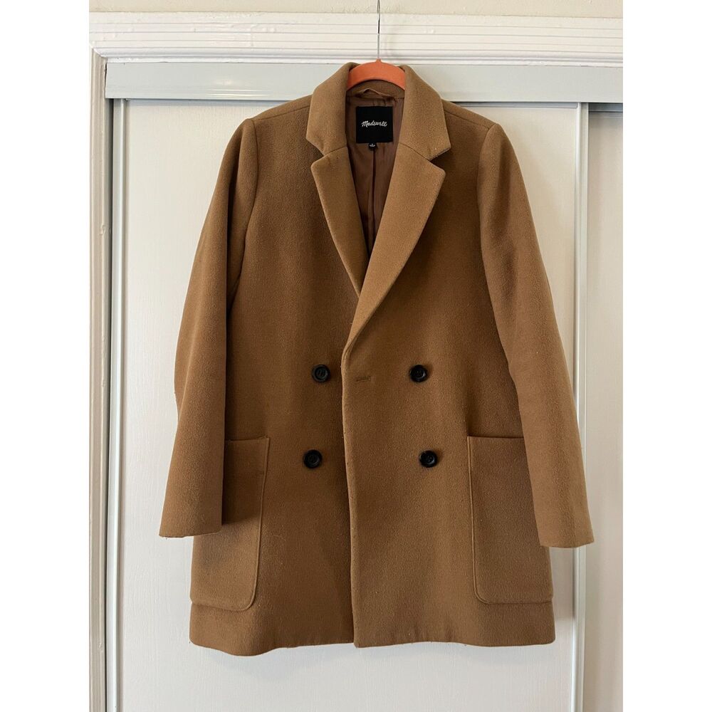 Madewell Hollis Double-Breasted Coat in Classic Desert - Small